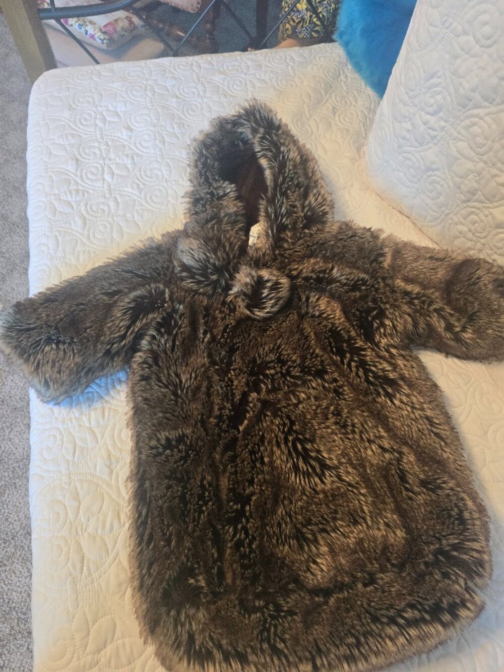 Cozy Faux Fur Baby Bunting with Hood & Harness Slits – Excellent Condition